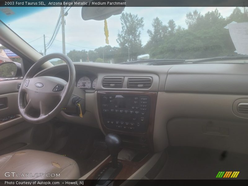 Arizona Beige Metallic / Medium Parchment 2003 Ford Taurus SEL