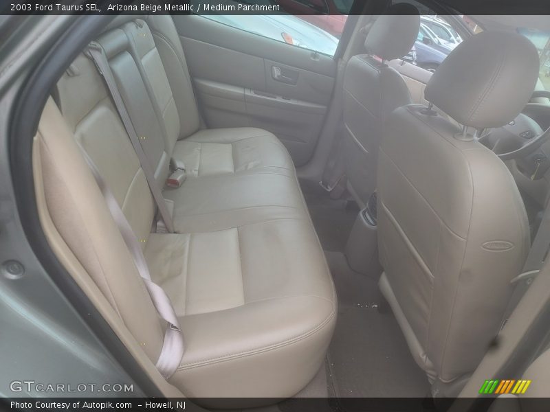 Arizona Beige Metallic / Medium Parchment 2003 Ford Taurus SEL
