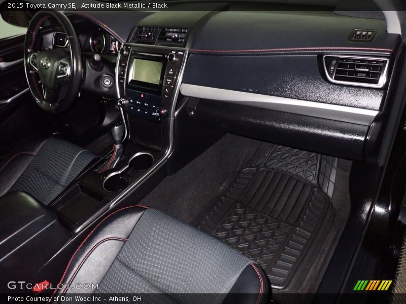 Attitude Black Metallic / Black 2015 Toyota Camry SE