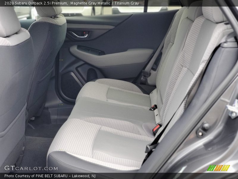 Magnetite Gray Metallic / Titanium Gray 2020 Subaru Outback 2.5i Premium