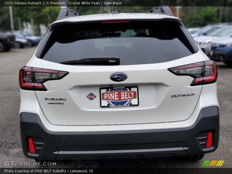 Crystal White Pearl / Slate Black 2020 Subaru Outback 2.5i Premium