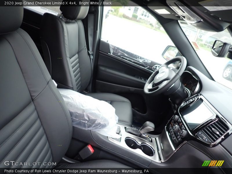 Bright White / Black 2020 Jeep Grand Cherokee Limited X 4x4