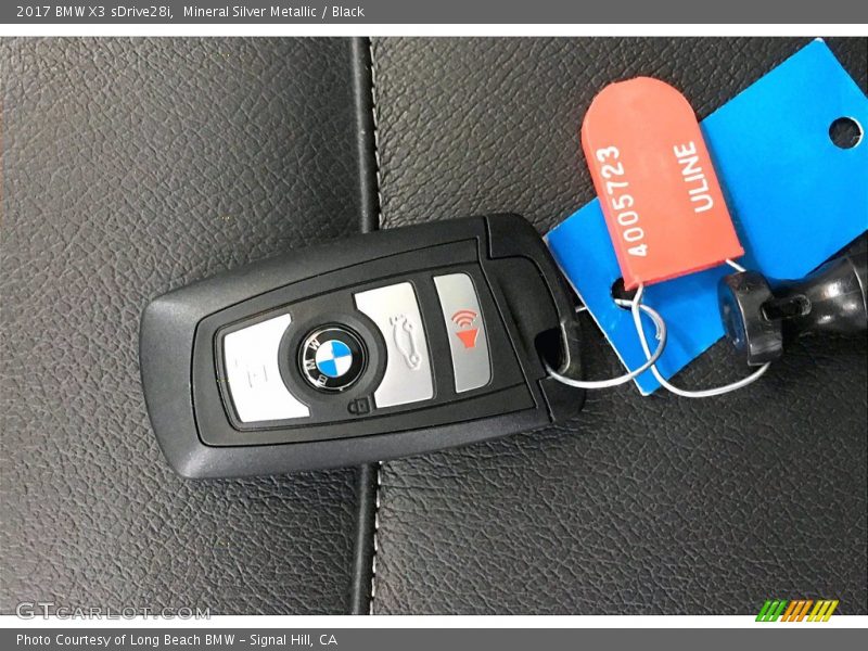 Mineral Silver Metallic / Black 2017 BMW X3 sDrive28i