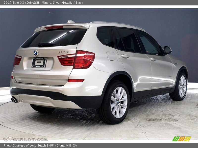 Mineral Silver Metallic / Black 2017 BMW X3 sDrive28i