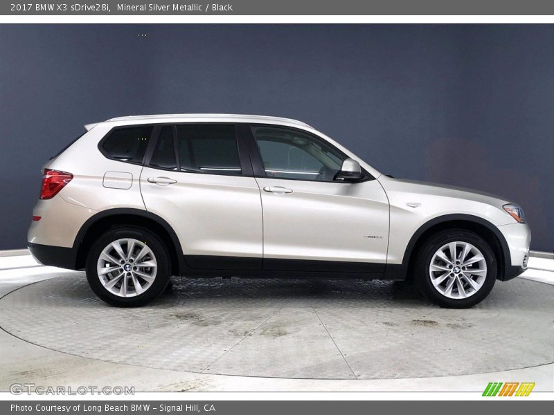 Mineral Silver Metallic / Black 2017 BMW X3 sDrive28i