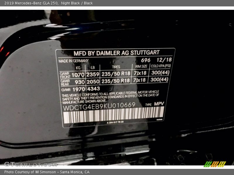 Night Black / Black 2019 Mercedes-Benz GLA 250