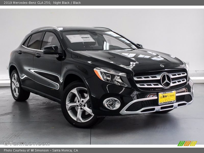 Night Black / Black 2019 Mercedes-Benz GLA 250