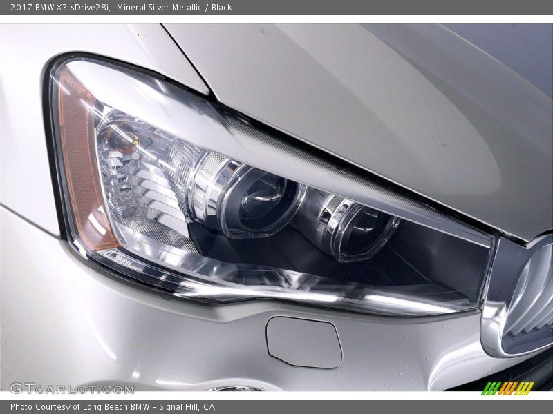 Mineral Silver Metallic / Black 2017 BMW X3 sDrive28i
