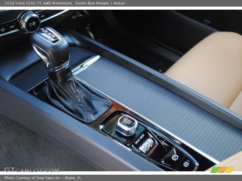 Denim Blue Metallic / Amber 2018 Volvo XC60 T5 AWD Momentum