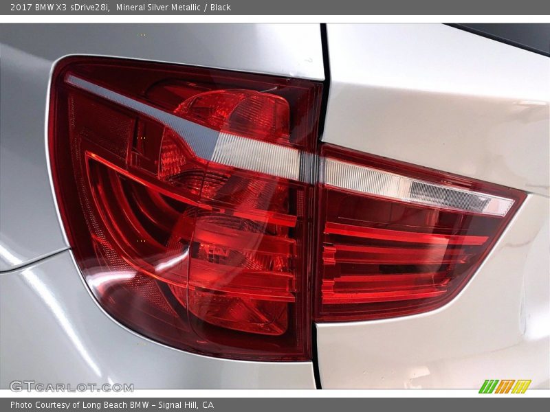 Mineral Silver Metallic / Black 2017 BMW X3 sDrive28i