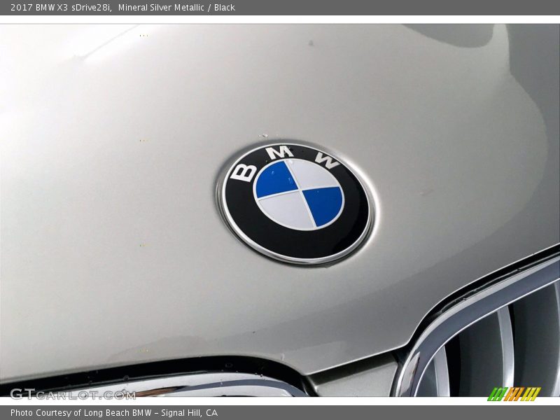 Mineral Silver Metallic / Black 2017 BMW X3 sDrive28i