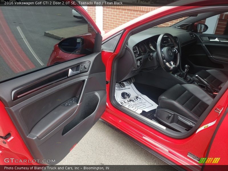 Toenado Red / Titan Black 2016 Volkswagen Golf GTI 2 Door 2.0T SE