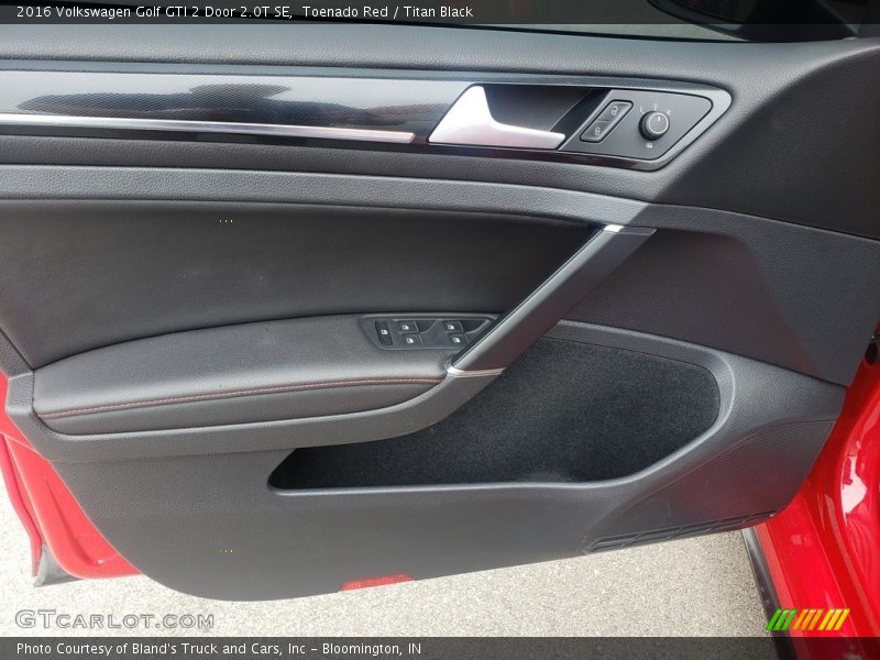 Toenado Red / Titan Black 2016 Volkswagen Golf GTI 2 Door 2.0T SE