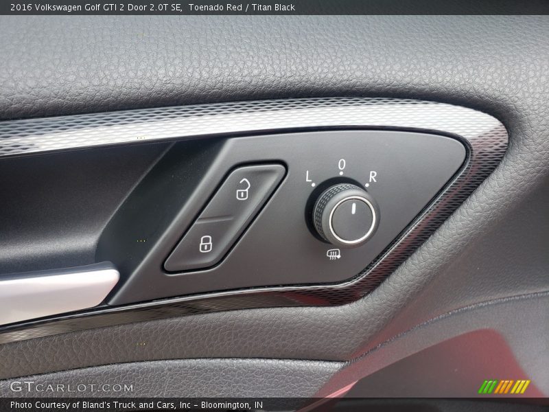 Toenado Red / Titan Black 2016 Volkswagen Golf GTI 2 Door 2.0T SE