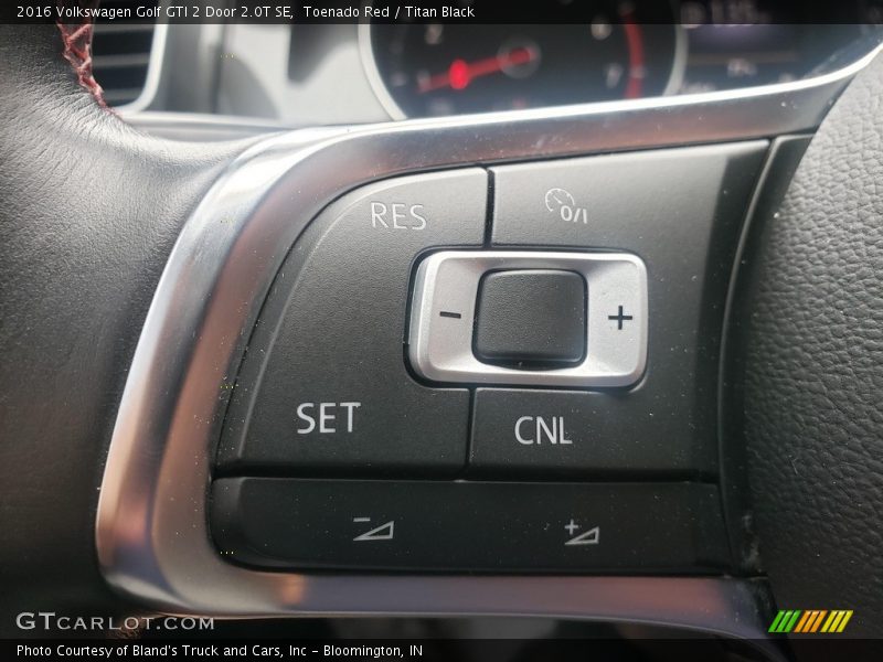 Toenado Red / Titan Black 2016 Volkswagen Golf GTI 2 Door 2.0T SE