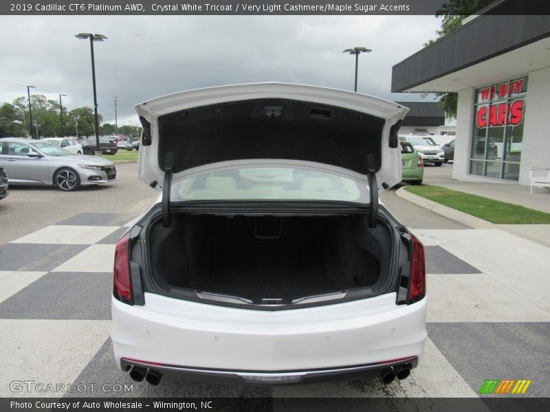 Crystal White Tricoat / Very Light Cashmere/Maple Sugar Accents 2019 Cadillac CT6 Platinum AWD