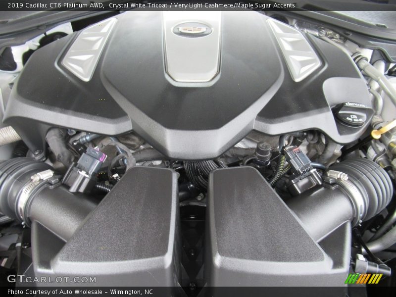 Crystal White Tricoat / Very Light Cashmere/Maple Sugar Accents 2019 Cadillac CT6 Platinum AWD