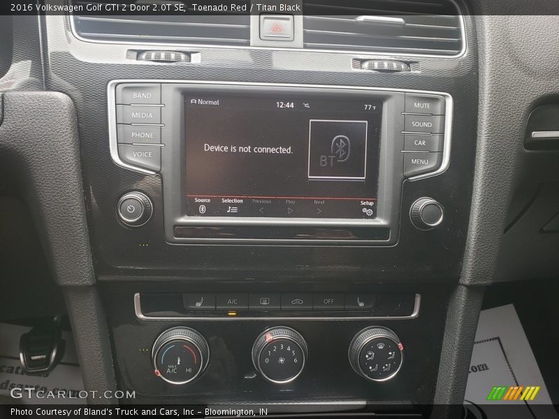 Toenado Red / Titan Black 2016 Volkswagen Golf GTI 2 Door 2.0T SE