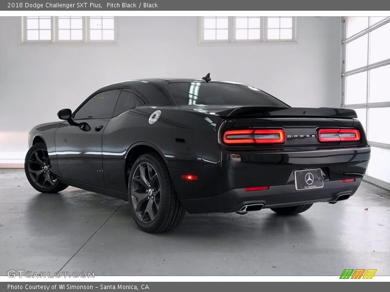 Pitch Black / Black 2018 Dodge Challenger SXT Plus