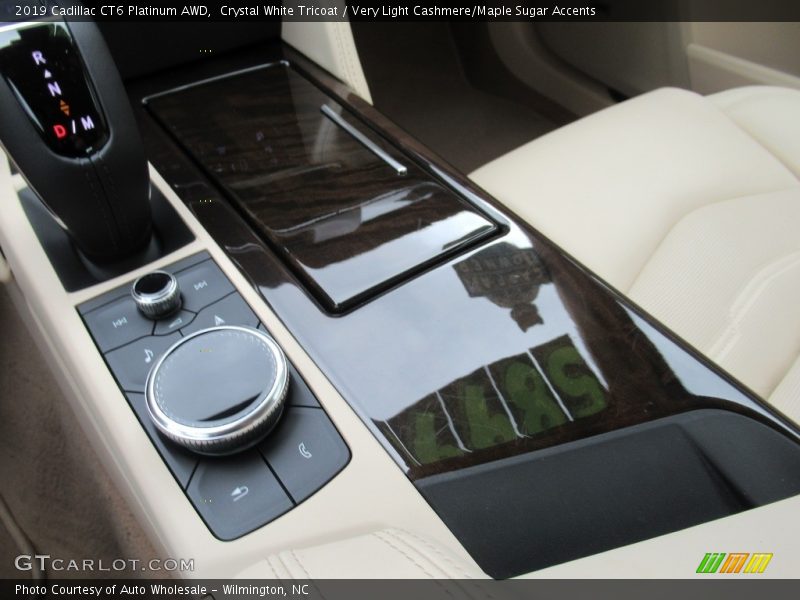 Crystal White Tricoat / Very Light Cashmere/Maple Sugar Accents 2019 Cadillac CT6 Platinum AWD