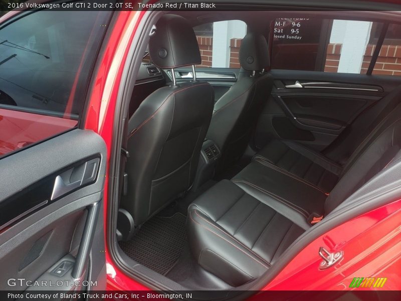Toenado Red / Titan Black 2016 Volkswagen Golf GTI 2 Door 2.0T SE