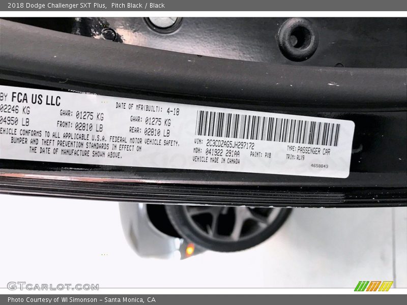 Pitch Black / Black 2018 Dodge Challenger SXT Plus