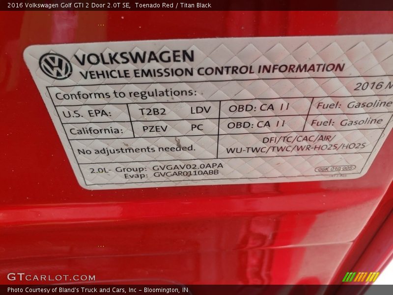 Toenado Red / Titan Black 2016 Volkswagen Golf GTI 2 Door 2.0T SE