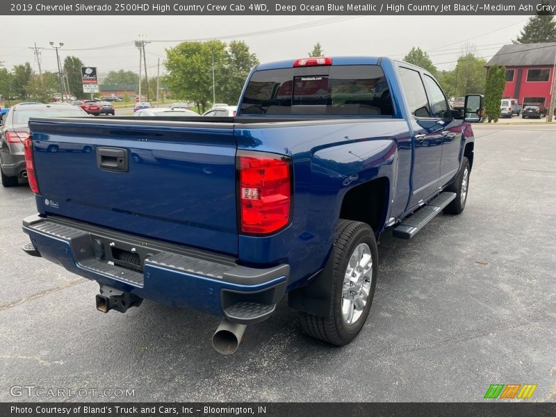 Deep Ocean Blue Metallic / High Country Jet Black/­Medium Ash Gray 2019 Chevrolet Silverado 2500HD High Country Crew Cab 4WD