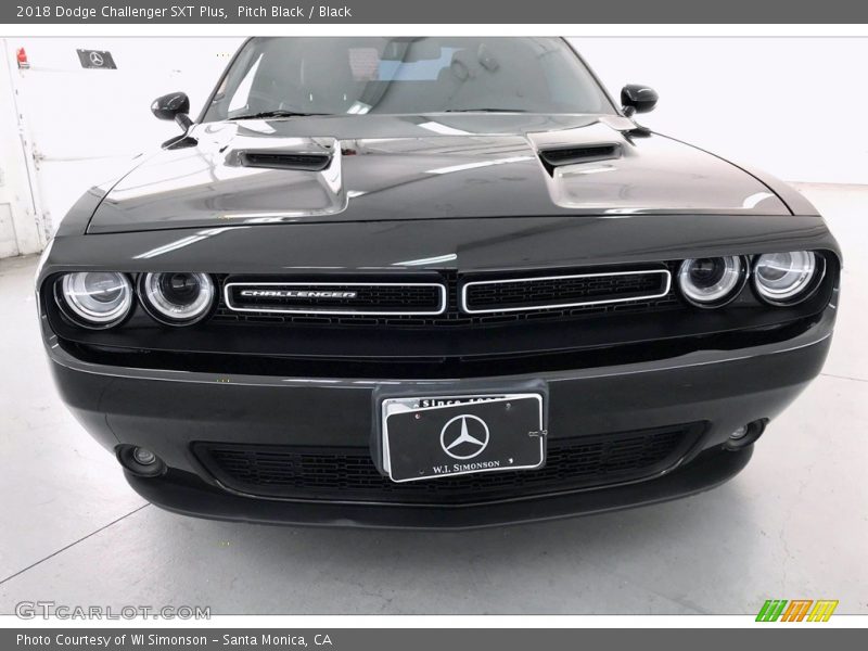 Pitch Black / Black 2018 Dodge Challenger SXT Plus