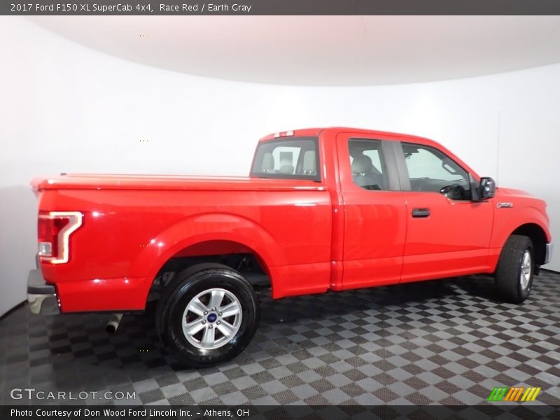 Race Red / Earth Gray 2017 Ford F150 XL SuperCab 4x4