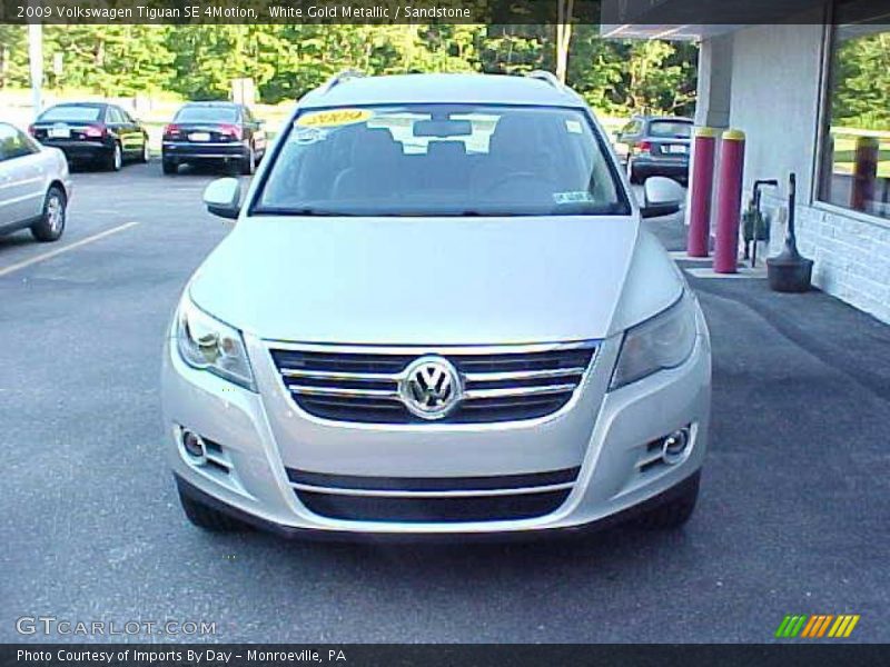 White Gold Metallic / Sandstone 2009 Volkswagen Tiguan SE 4Motion