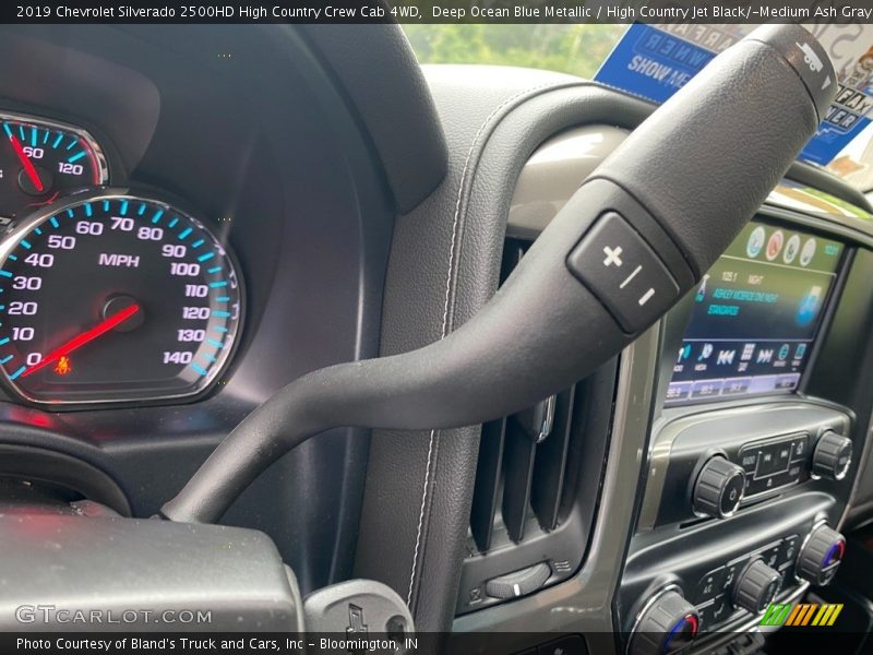 Deep Ocean Blue Metallic / High Country Jet Black/­Medium Ash Gray 2019 Chevrolet Silverado 2500HD High Country Crew Cab 4WD