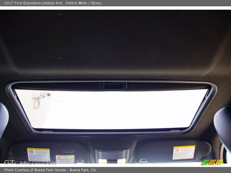 Oxford White / Ebony 2017 Ford Expedition Limited 4x4