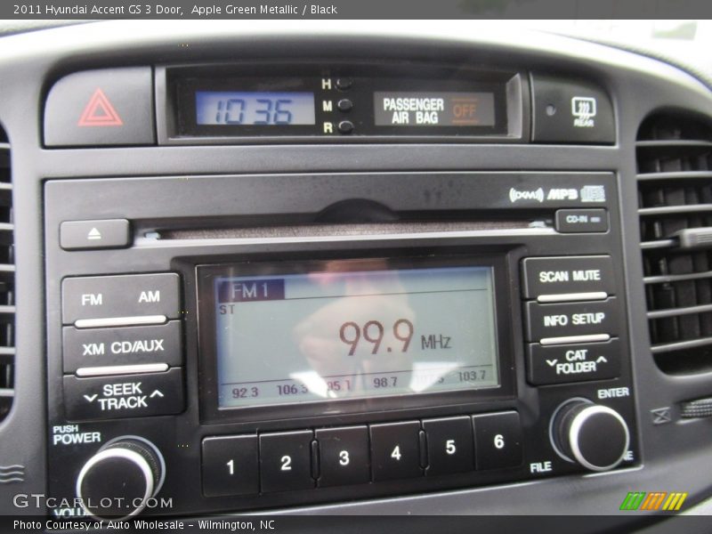Apple Green Metallic / Black 2011 Hyundai Accent GS 3 Door