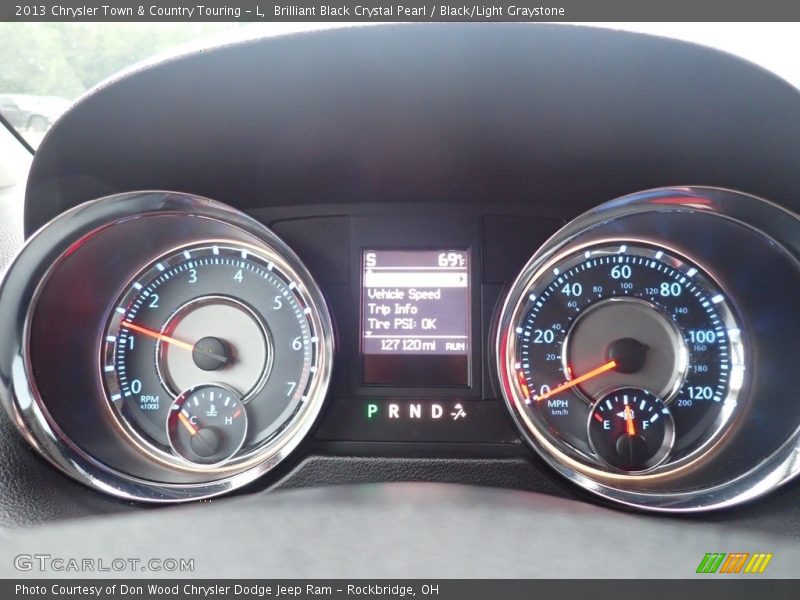 Brilliant Black Crystal Pearl / Black/Light Graystone 2013 Chrysler Town & Country Touring - L