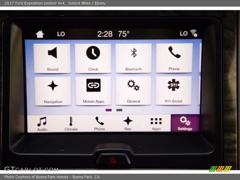 Oxford White / Ebony 2017 Ford Expedition Limited 4x4