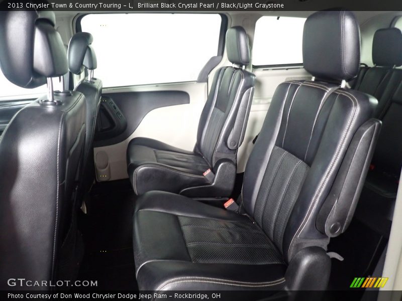 Brilliant Black Crystal Pearl / Black/Light Graystone 2013 Chrysler Town & Country Touring - L