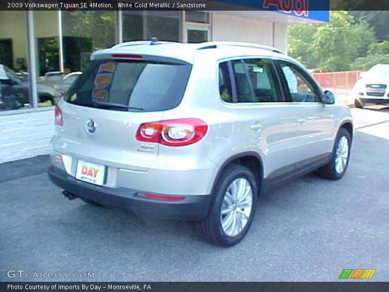 White Gold Metallic / Sandstone 2009 Volkswagen Tiguan SE 4Motion