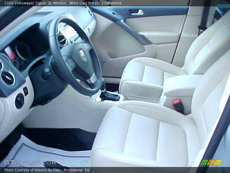 White Gold Metallic / Sandstone 2009 Volkswagen Tiguan SE 4Motion