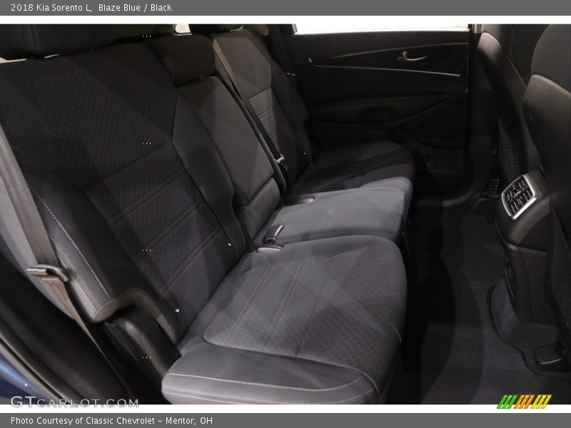 Blaze Blue / Black 2018 Kia Sorento L