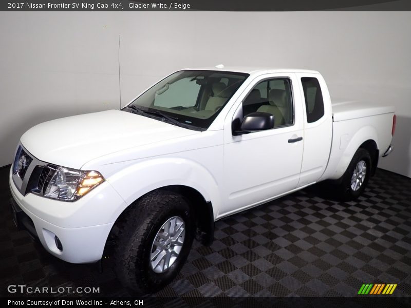  2017 Frontier SV King Cab 4x4 Glacier White