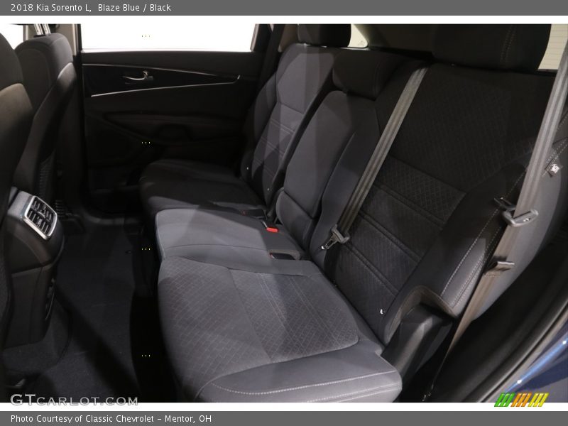 Blaze Blue / Black 2018 Kia Sorento L