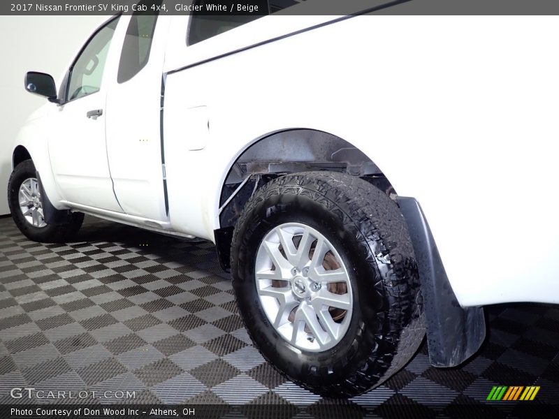 Glacier White / Beige 2017 Nissan Frontier SV King Cab 4x4
