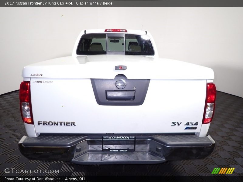 Glacier White / Beige 2017 Nissan Frontier SV King Cab 4x4