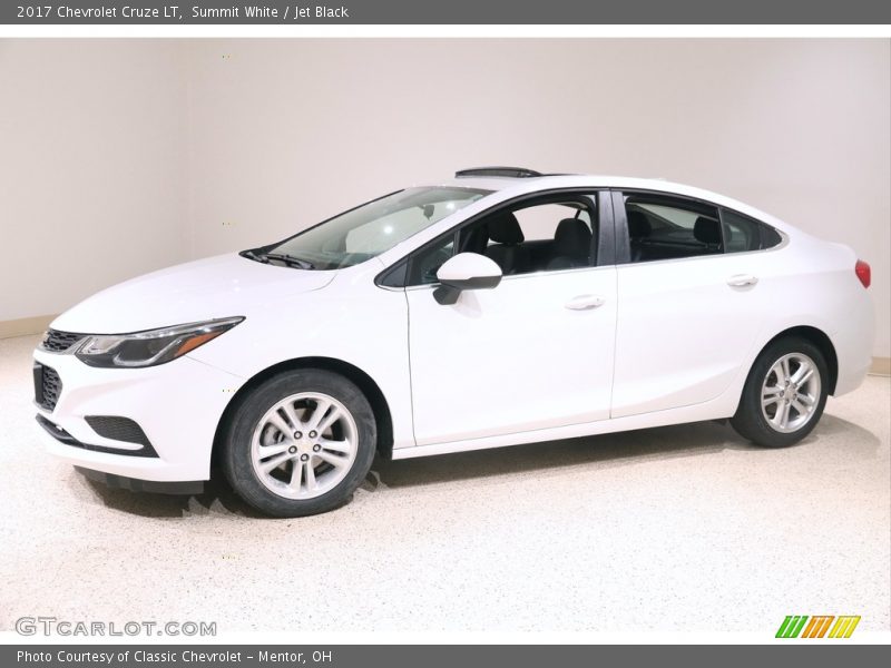 Summit White / Jet Black 2017 Chevrolet Cruze LT