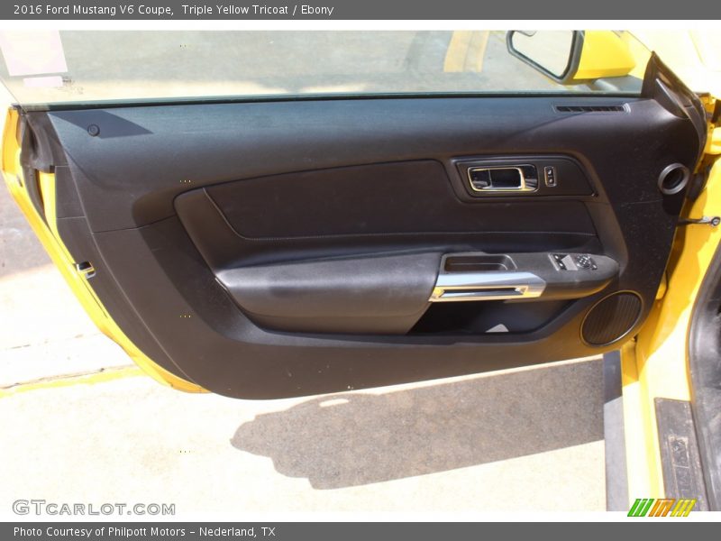 Triple Yellow Tricoat / Ebony 2016 Ford Mustang V6 Coupe