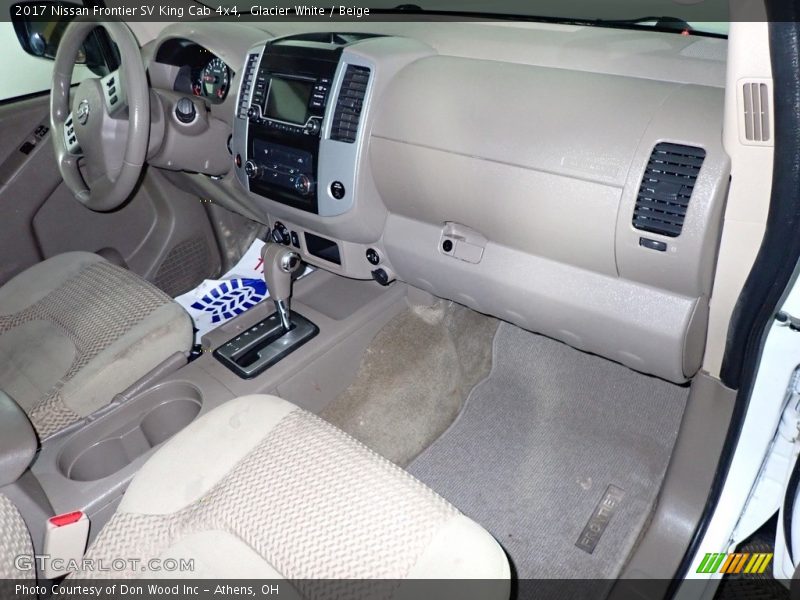 Glacier White / Beige 2017 Nissan Frontier SV King Cab 4x4