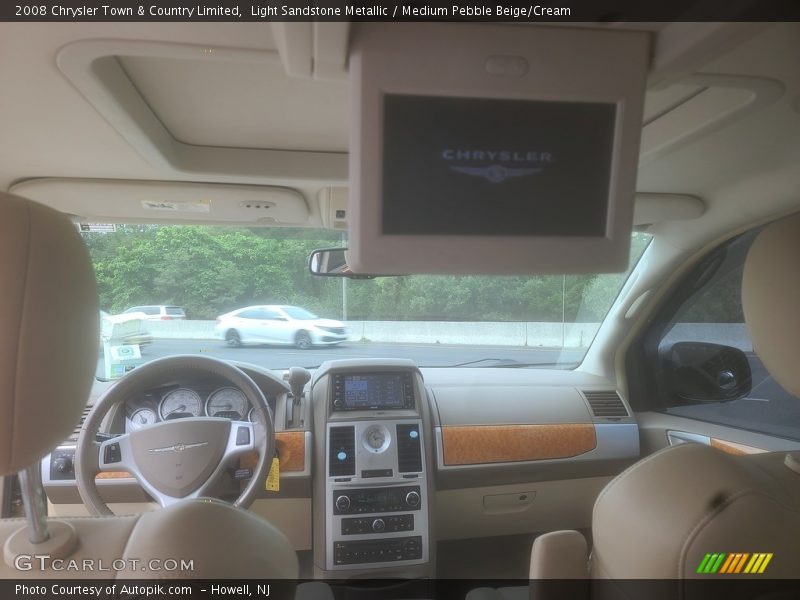 Light Sandstone Metallic / Medium Pebble Beige/Cream 2008 Chrysler Town & Country Limited