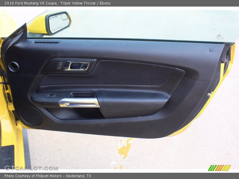 Triple Yellow Tricoat / Ebony 2016 Ford Mustang V6 Coupe
