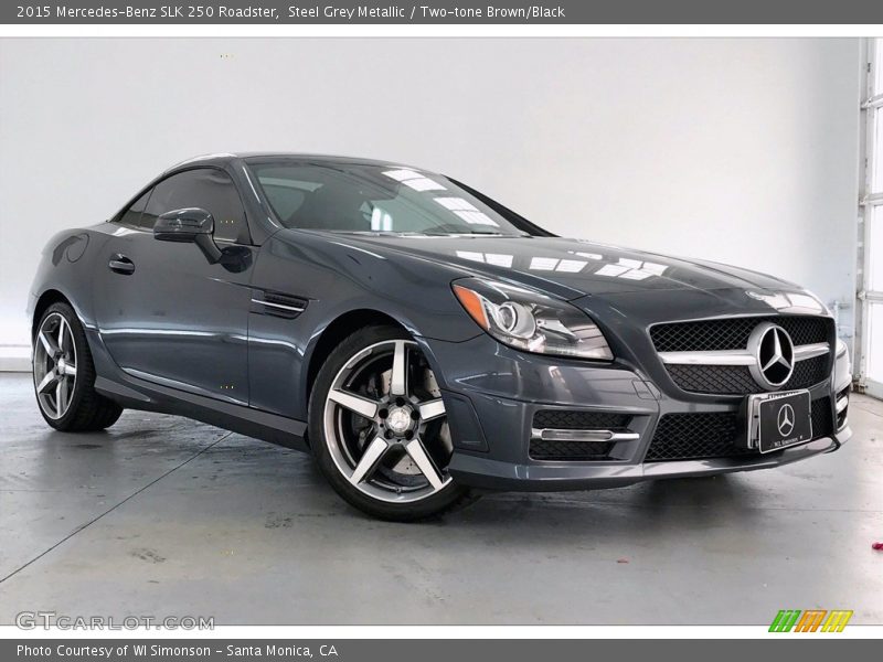 Front 3/4 View of 2015 SLK 250 Roadster